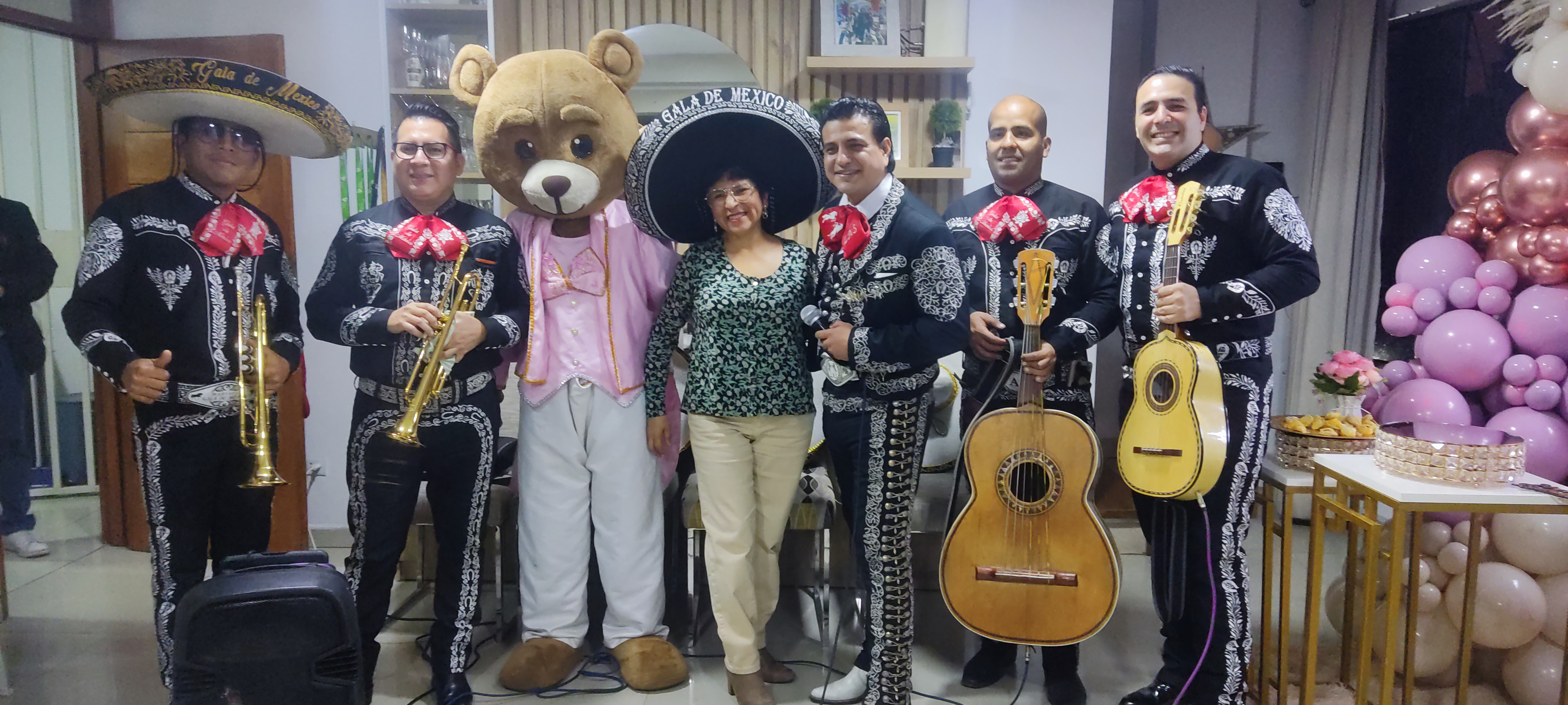 Presentación Mariachi 18